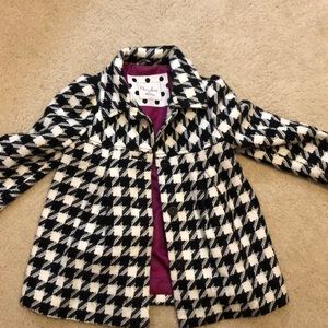 Beautiful girls coat size 4t worn once